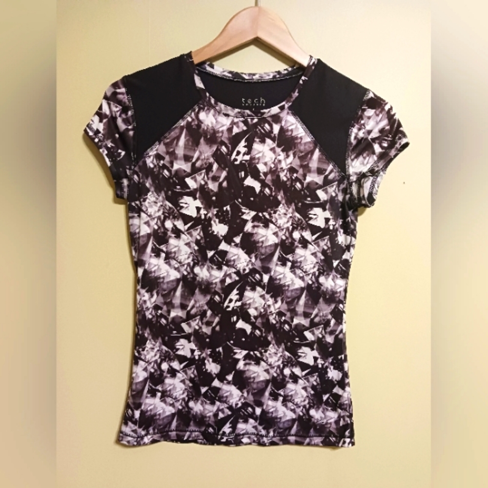 Tech Couture Women's Small Short Cap Sleeves Stretch Wicking Black/White Top